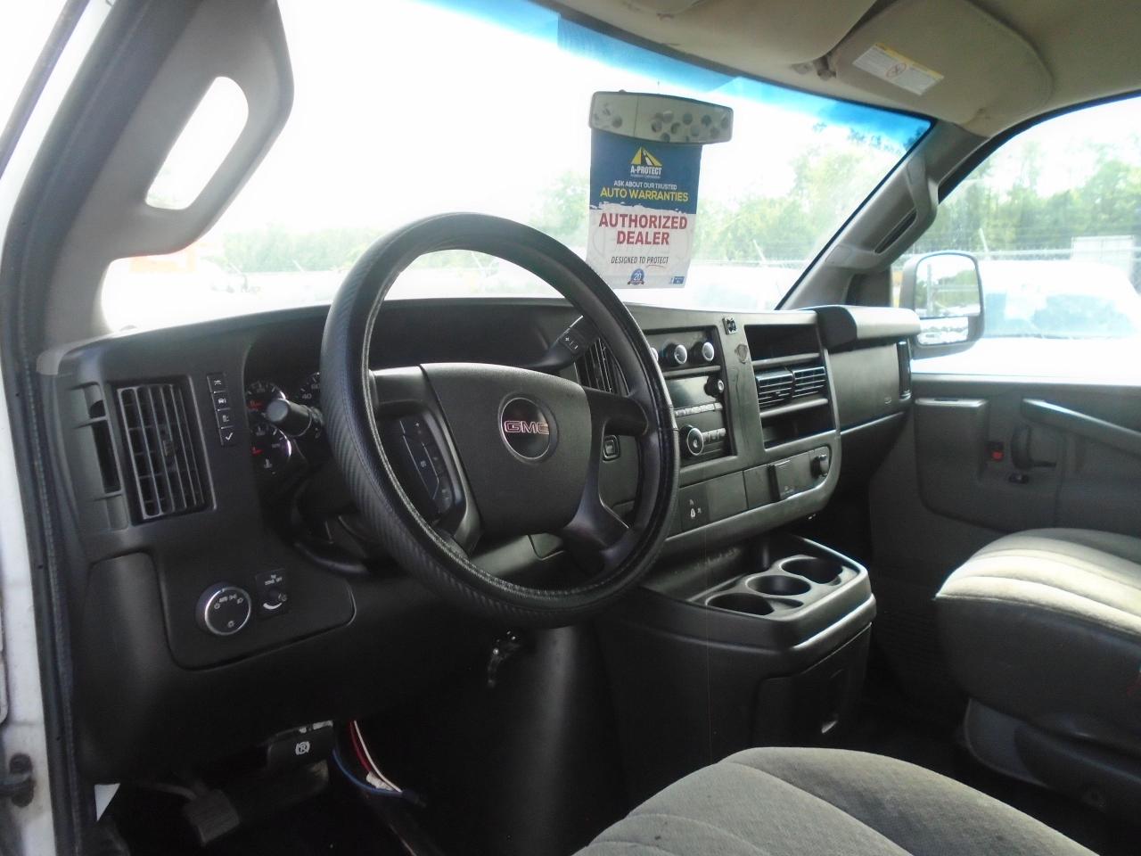 2016 GMC Savana 2500 RWD 2500 135 - Photo #8