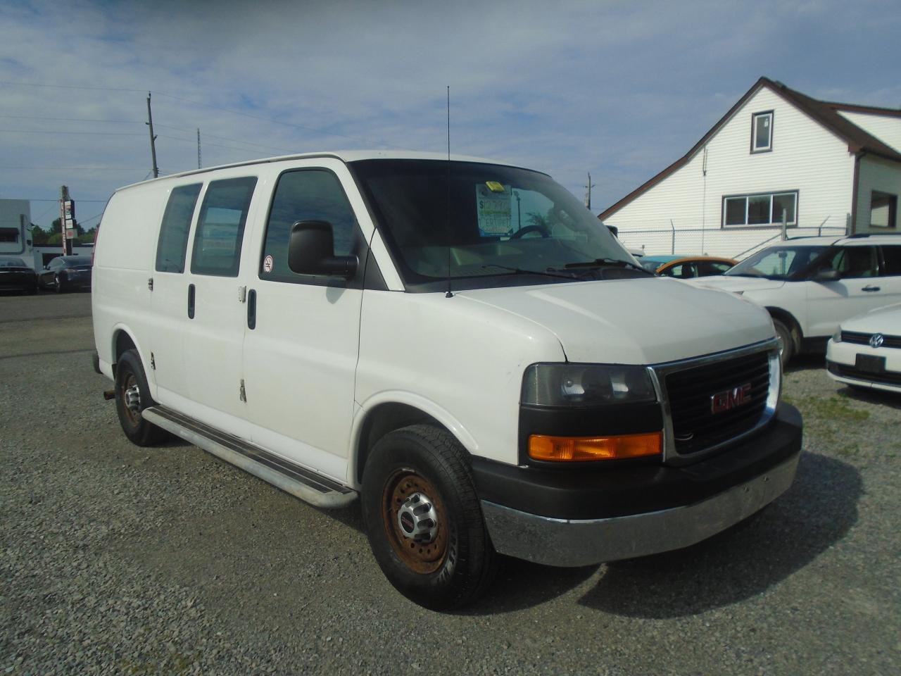 2016 GMC Savana 2500 RWD 2500 135 - Photo #4
