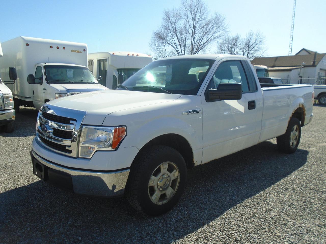 2013 Ford F-150 2WD Reg Cab 145  XL - 8 FT BOX - Photo #2