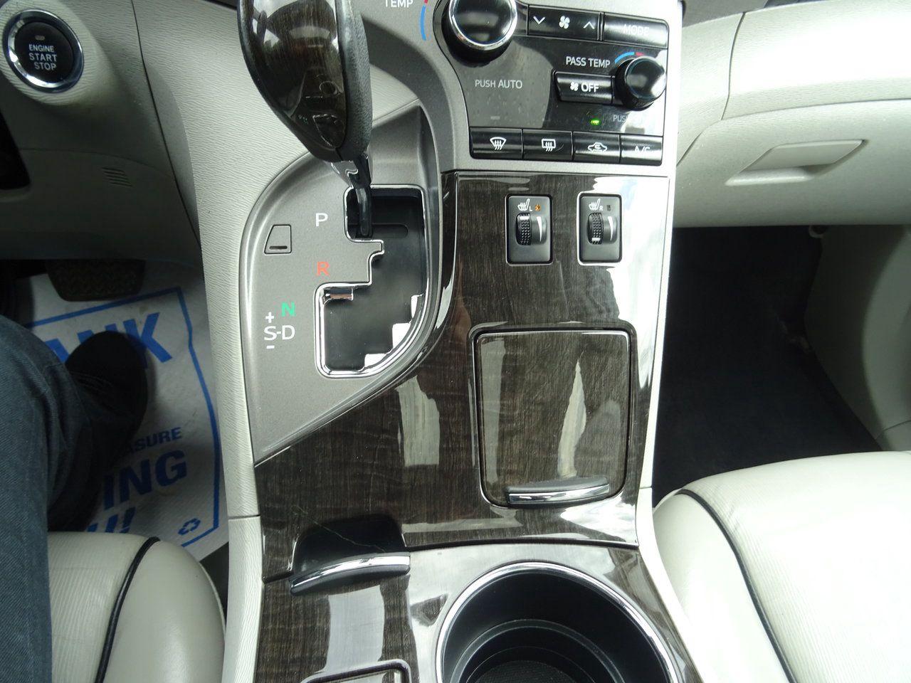 2014 Toyota Venza LIMITED - Photo #15
