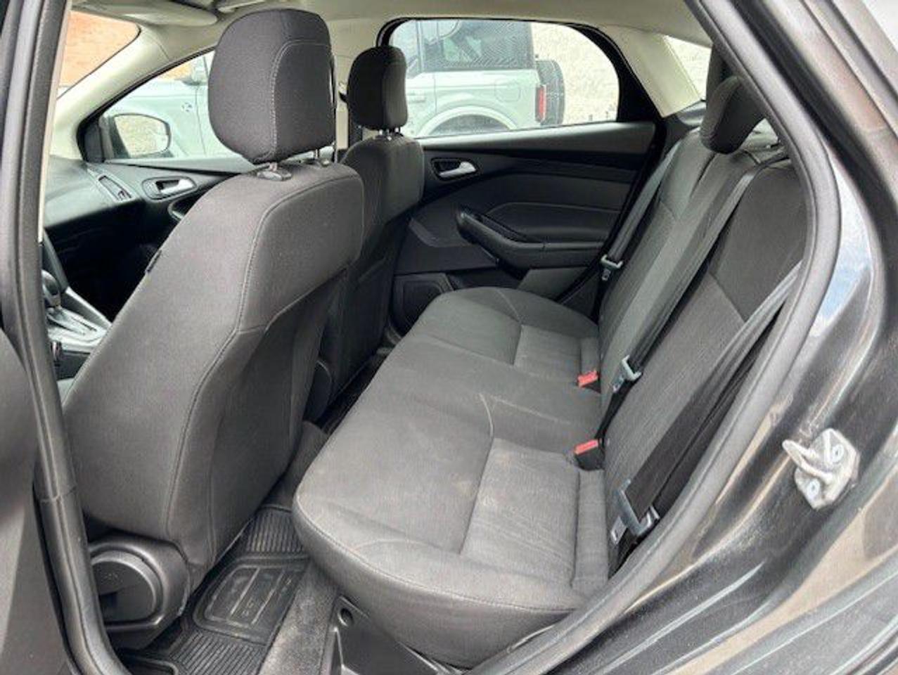 2018 Ford Focus SE-AUTO-ONLY 55,000KM-CAMERA-HEATED SEATS/STEERING Photo