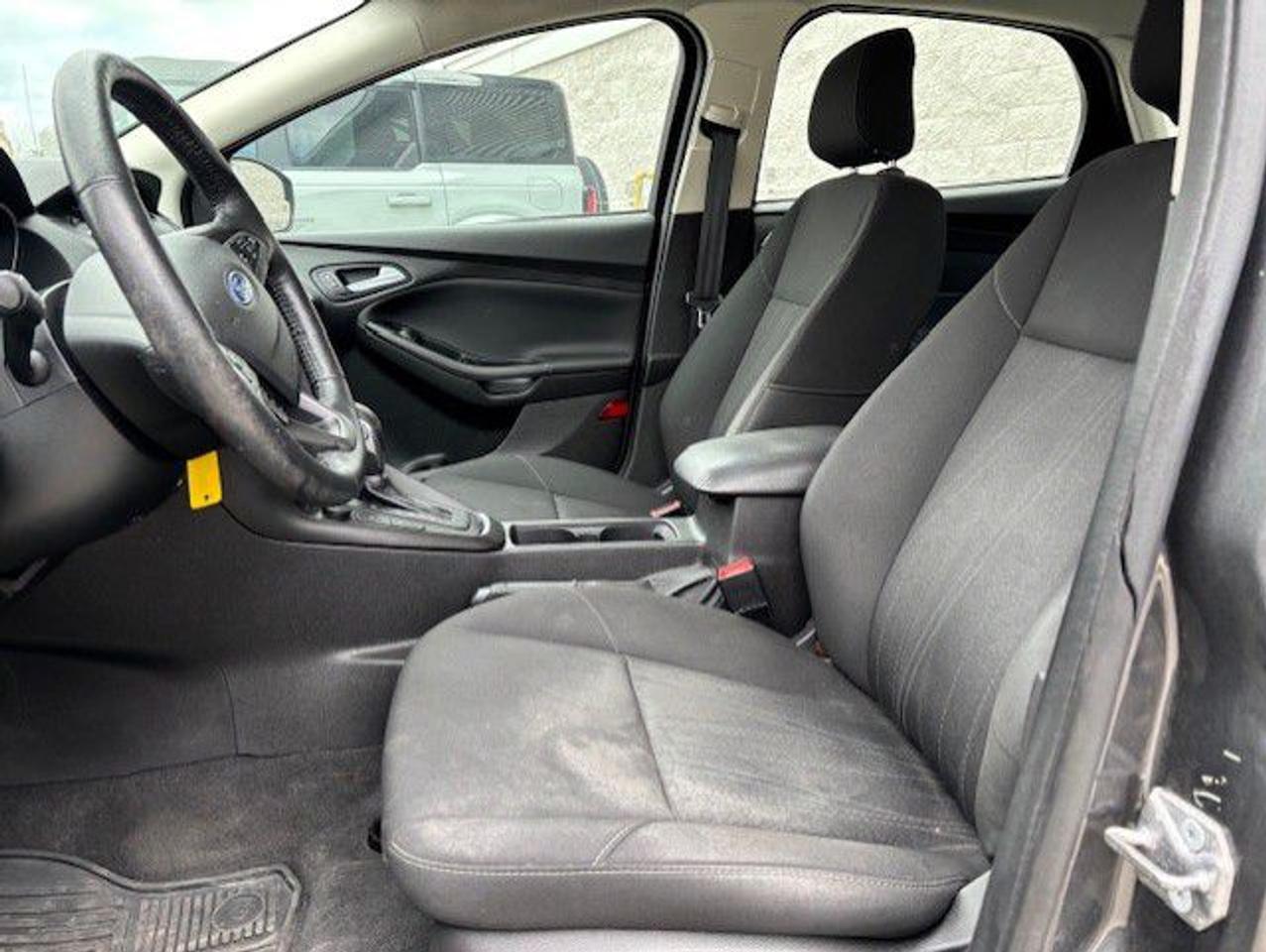 2018 Ford Focus SE-AUTO-ONLY 55,000KM-CAMERA-HEATED SEATS/STEERING Photo