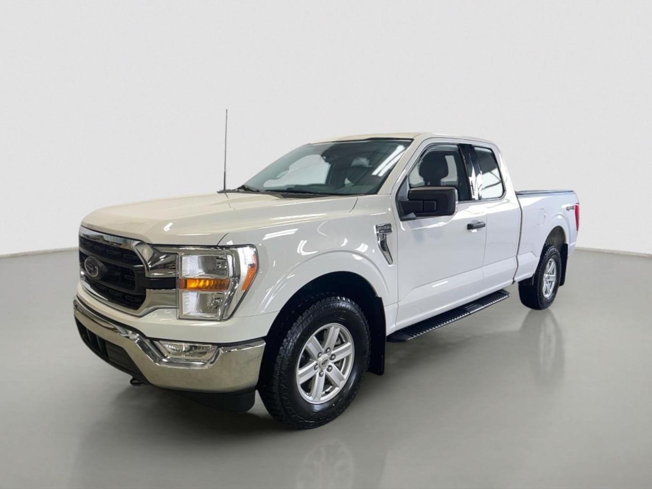 Used 2021 Ford F-150 XLT 4WD SUPERCAB 6.5' BOX for sale in Moose Jaw, SK