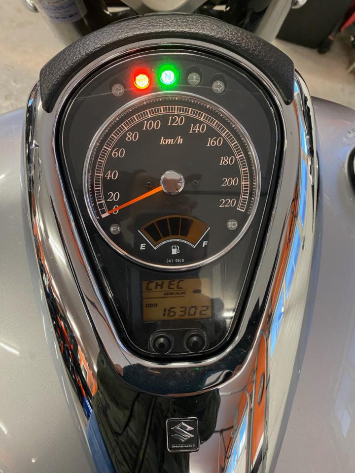 2019 Suzuki Boulevard c90t - Photo #4