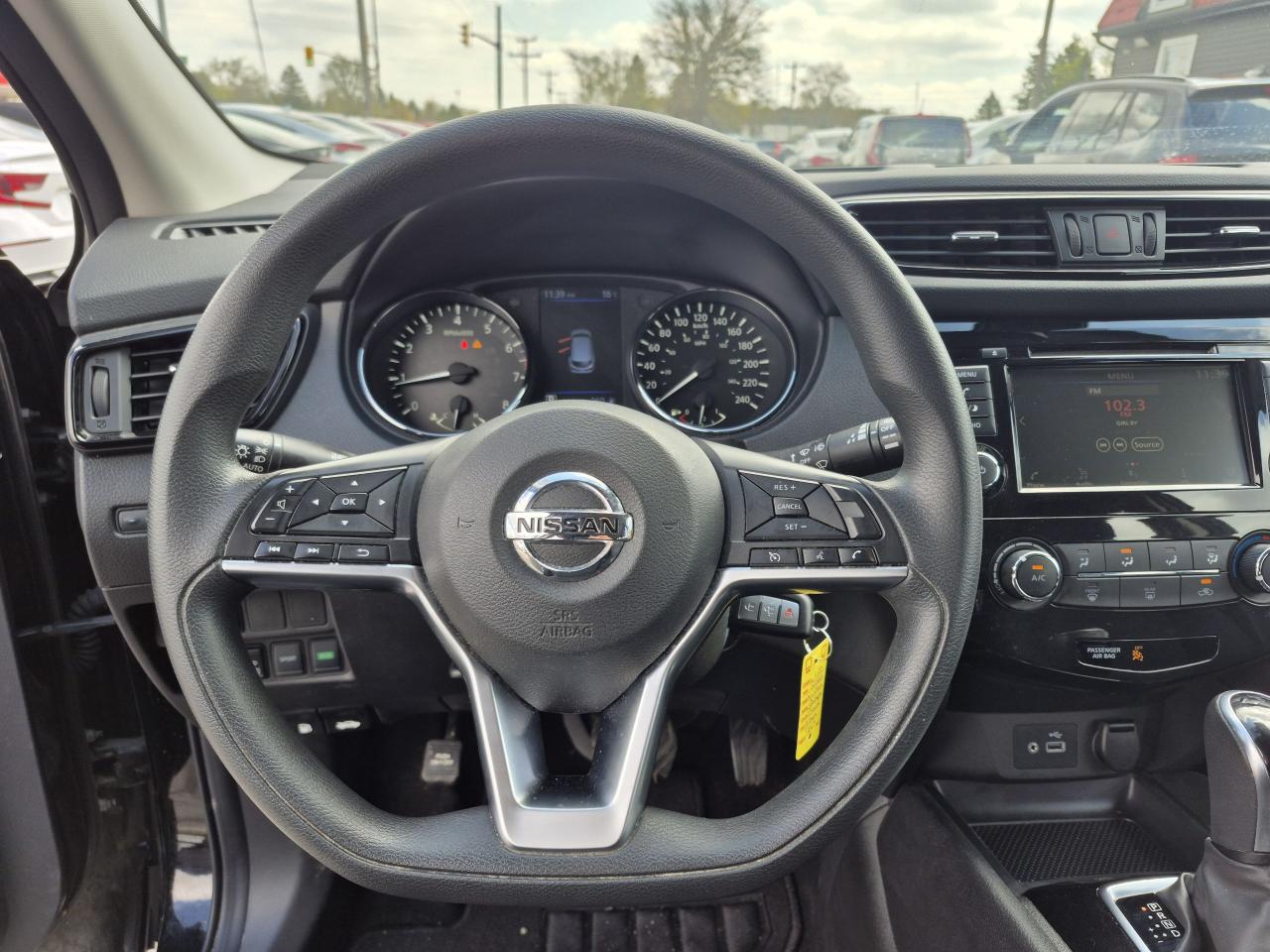 2020 Nissan Qashqai SV Photo15