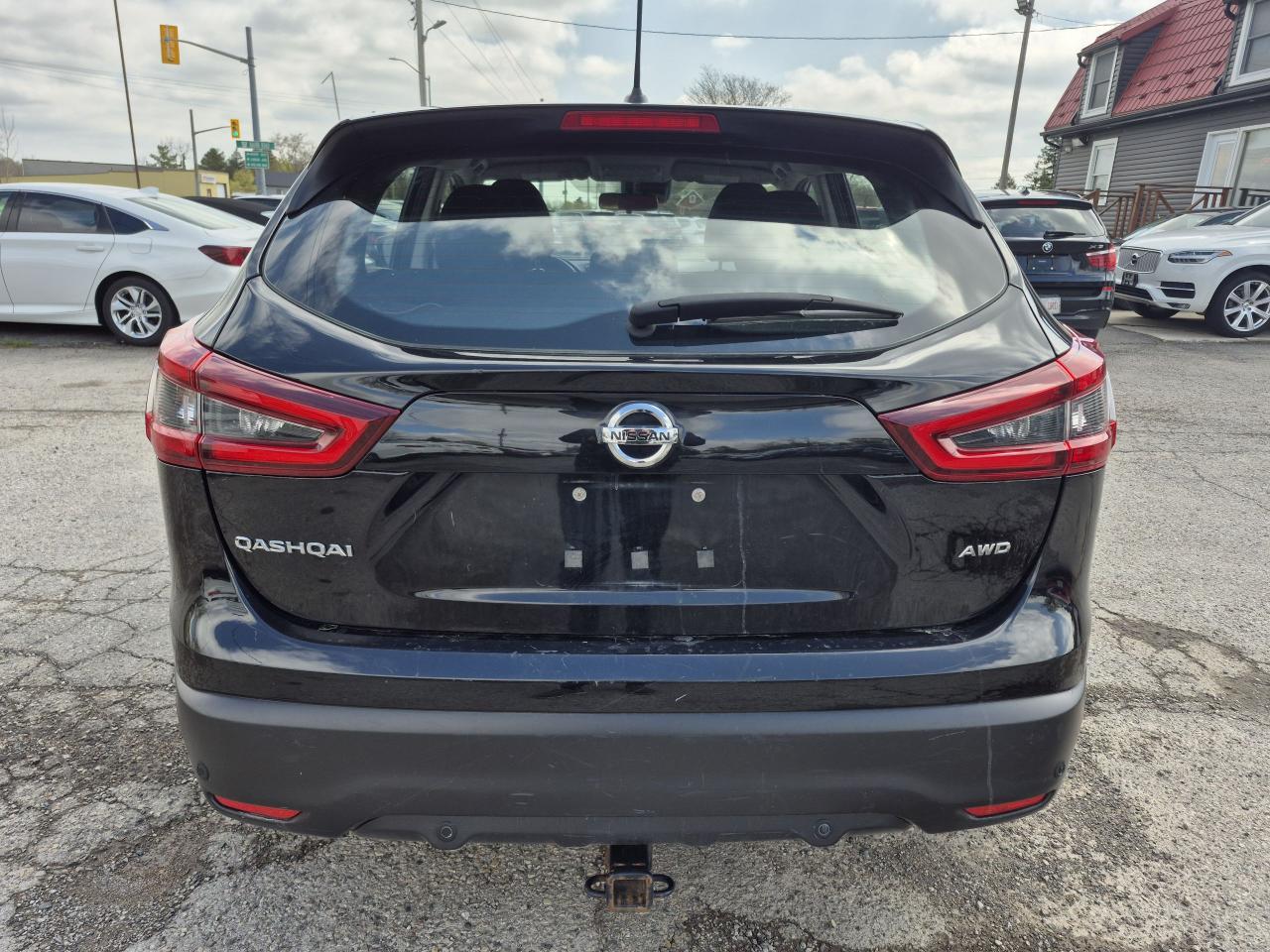2020 Nissan Qashqai SV Photo4