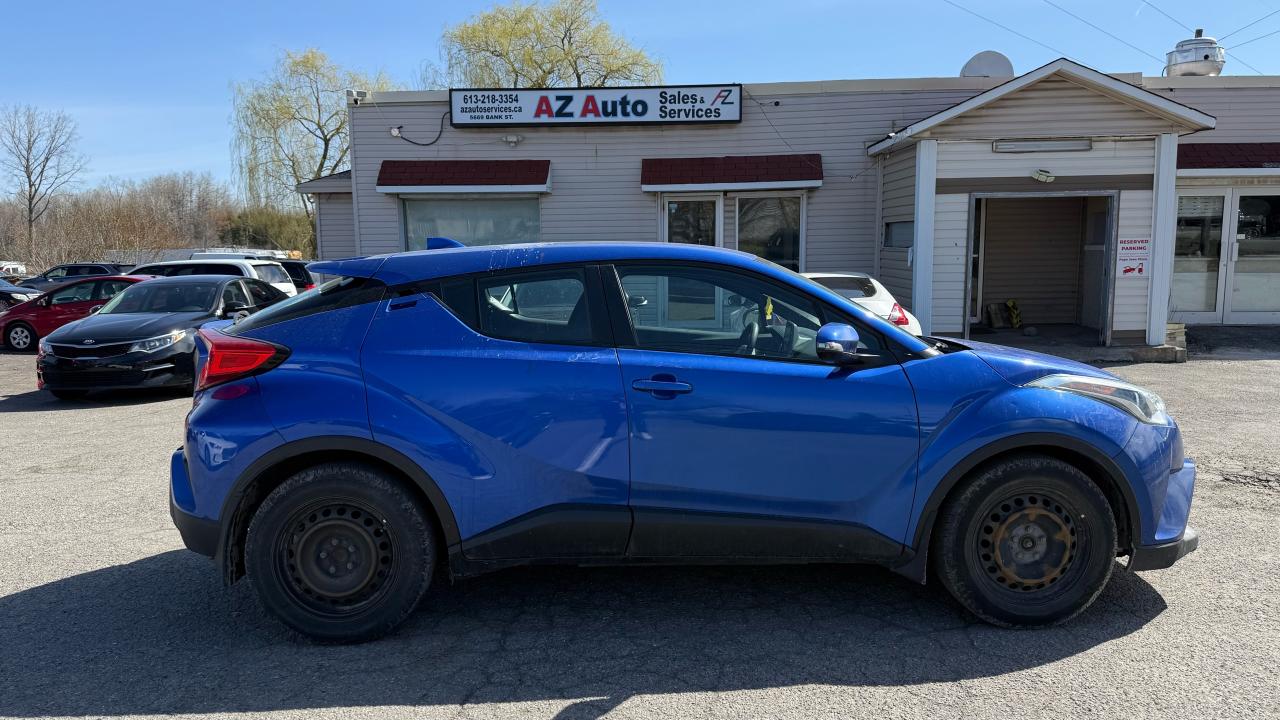 2019 Toyota C-HR LE - Photo #7