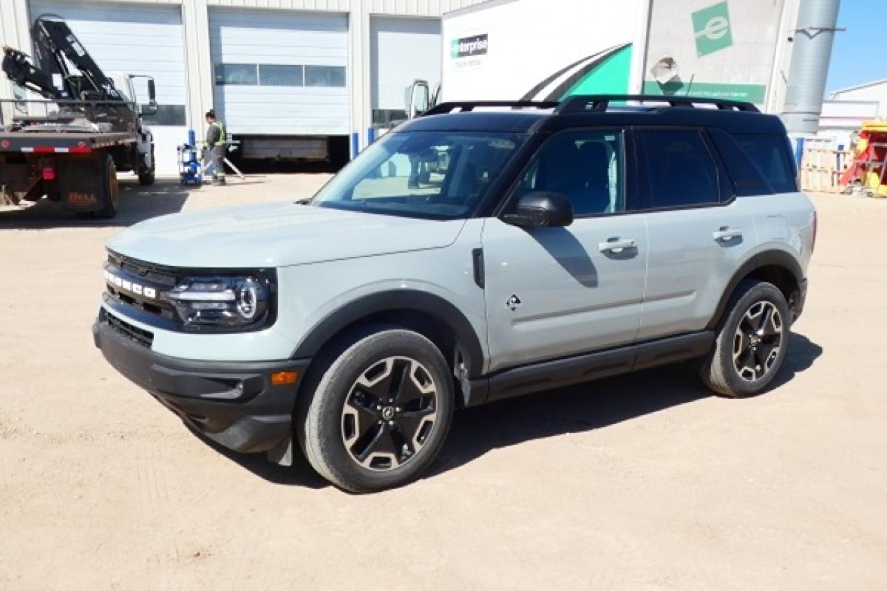 2024 Ford Bronco Sport Outer Banks 4x4 w/Htd L.wrap, S/R, BUC - Photo #2