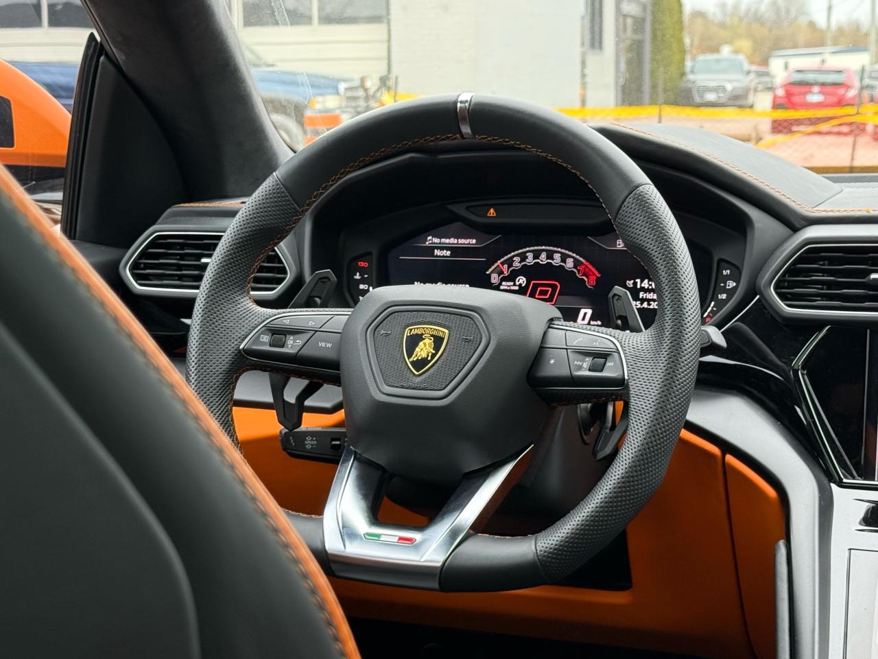 2023 Lamborghini Urus S NAVI|BACKUP|SUNROOF - Photo #8