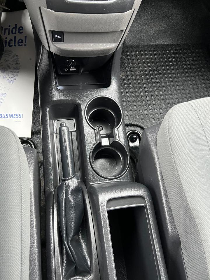 2020 Nissan NV200 S - Photo #13