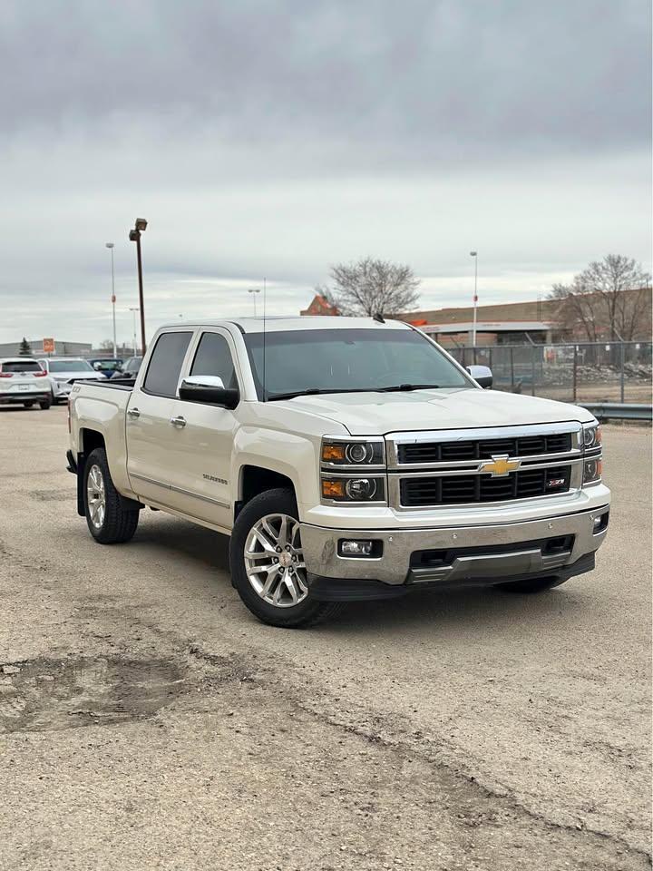 2014 Chevrolet Silverado 1500 LTZ - Photo #3