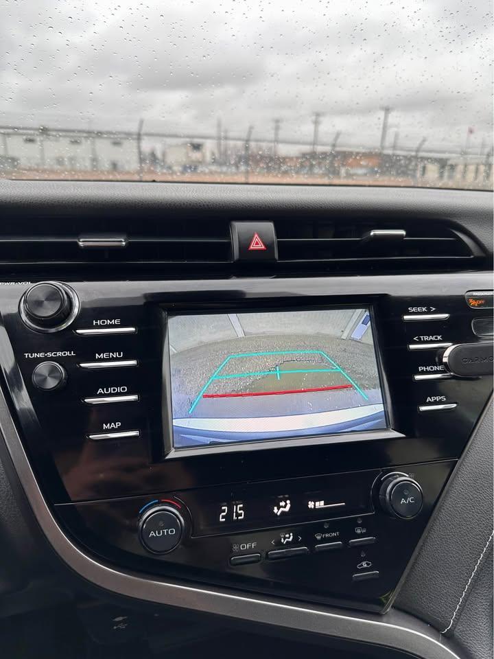 2019 Toyota Camry SE - Photo #16