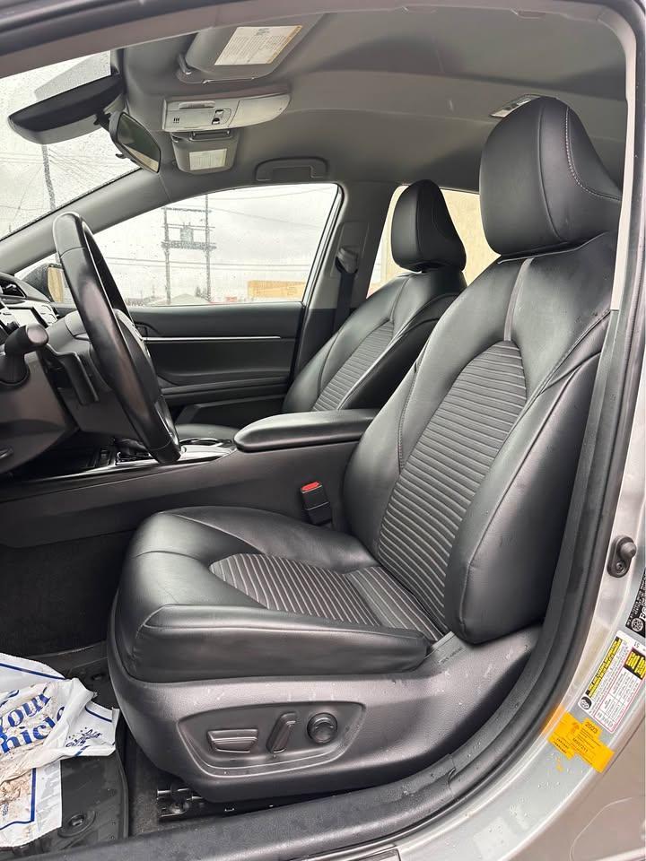 2019 Toyota Camry SE - Photo #7