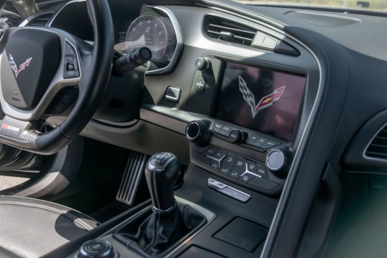 2018 Chevrolet Corvette 1LZ Z06 Coupe - Photo #20
