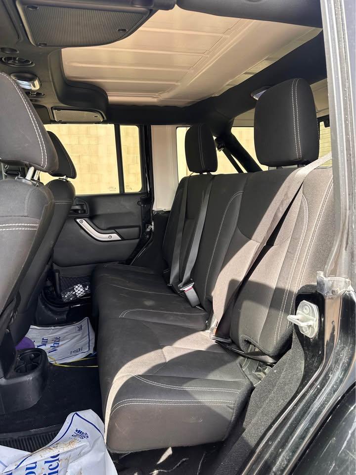 2018 Jeep Wrangler Sahara - Photo #12