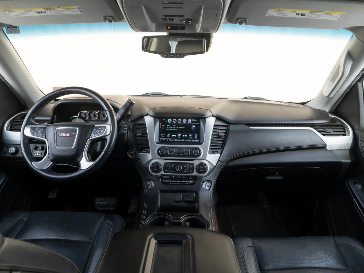 2018 GMC Yukon XL SLT - Photo #12