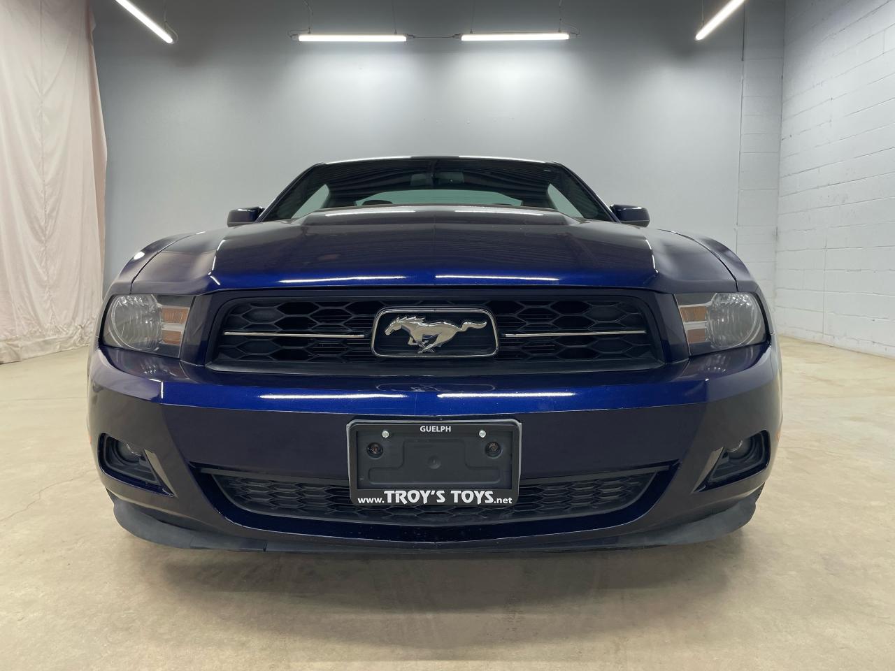 2011 Ford Mustang V6 Photo20