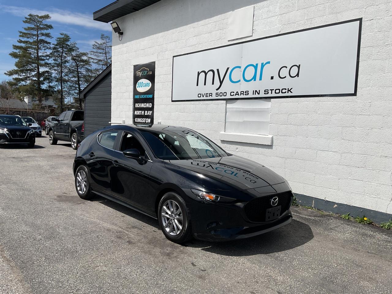 Used 2021 Mazda MAZDA3 GS LOW MILEAGE!!!!  SUNROOF. HEATED SEATS. LEATHER. BACKUP CAM. BLUETOOTH. A/C. CRUISE. PWR GROUP. PERF for sale in North Bay, ON
