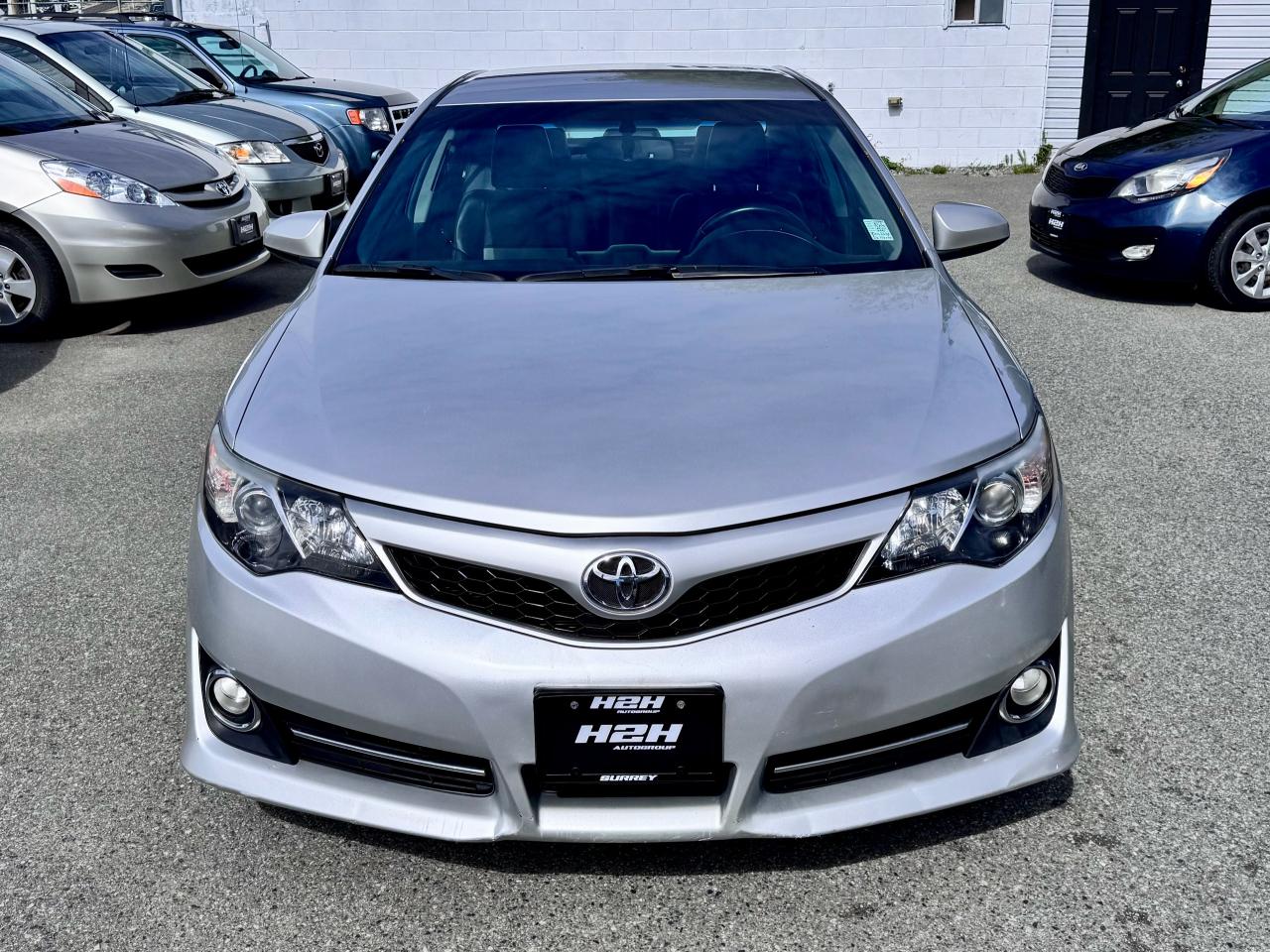 2013 Toyota Camry SE FINANCING AVAILABLE Photo1