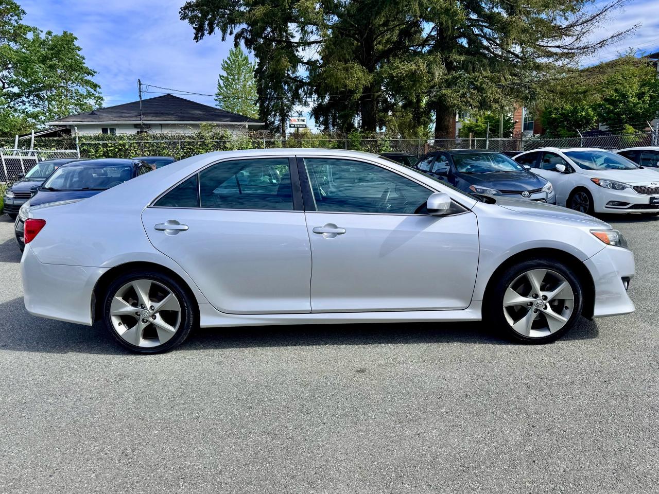 2013 Toyota Camry SE FINANCING AVAILABLE Photo3