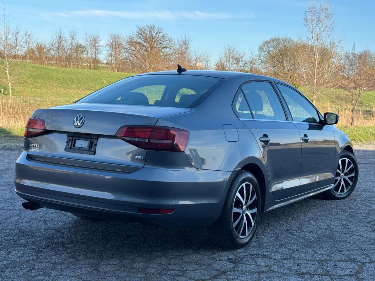2016 Volkswagen Jetta 1.8T Sport Photo4