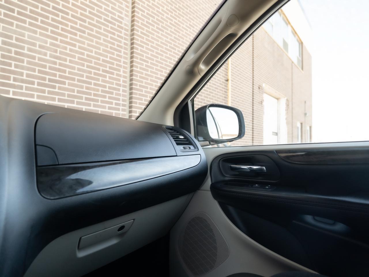 2019 Dodge Grand Caravan SE - Photo #15