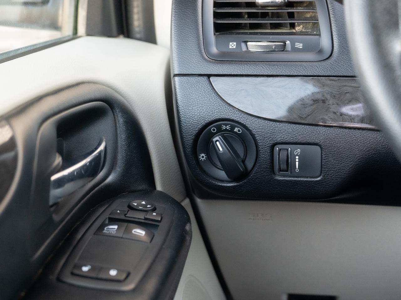 2019 Dodge Grand Caravan SE - Photo #21