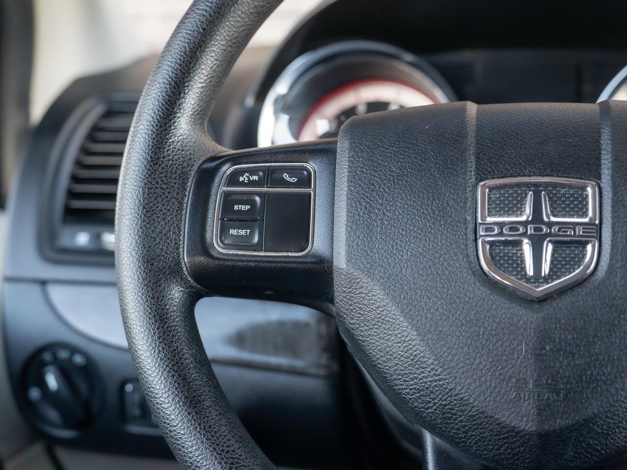 2019 Dodge Grand Caravan SE - Photo #9