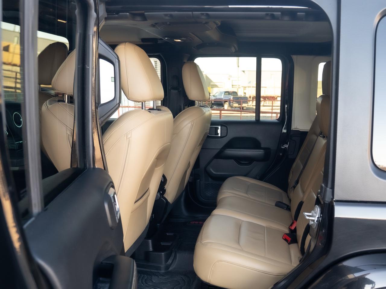 2018 Jeep Wrangler Sahara - Photo #16