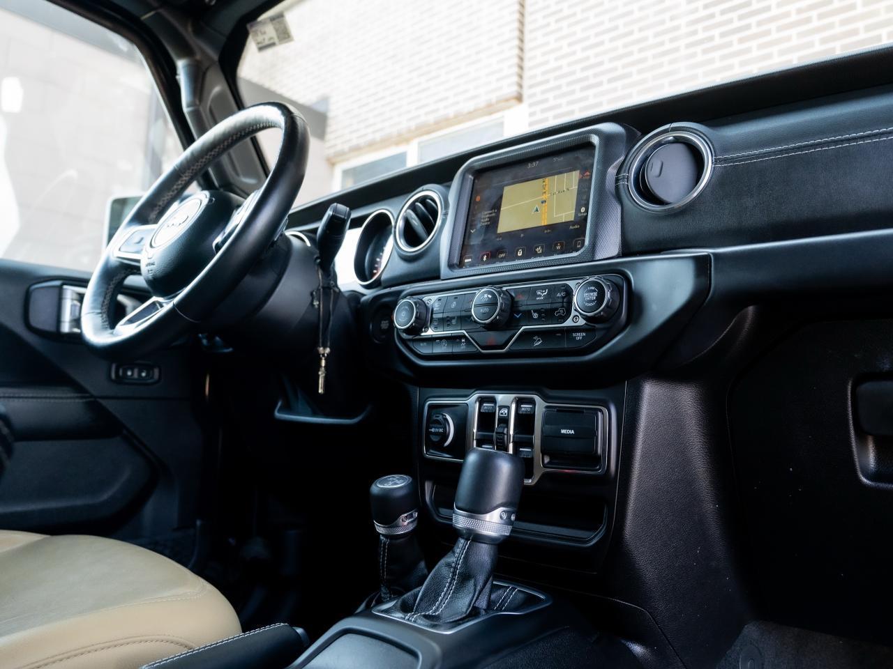 2018 Jeep Wrangler Sahara - Photo #19