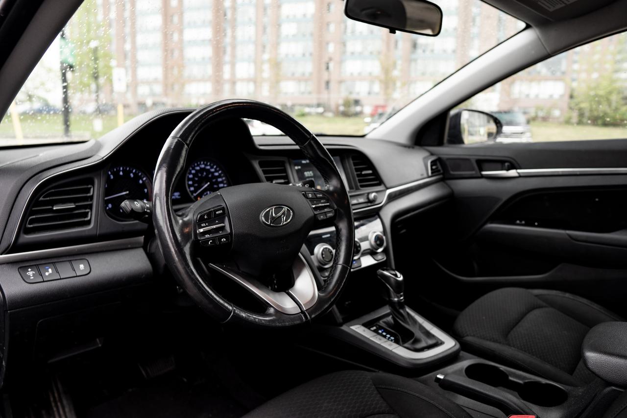 2020 Hyundai Elantra Preferred | NO ACCIDENT | CLEAN CARFAX | - Photo #7