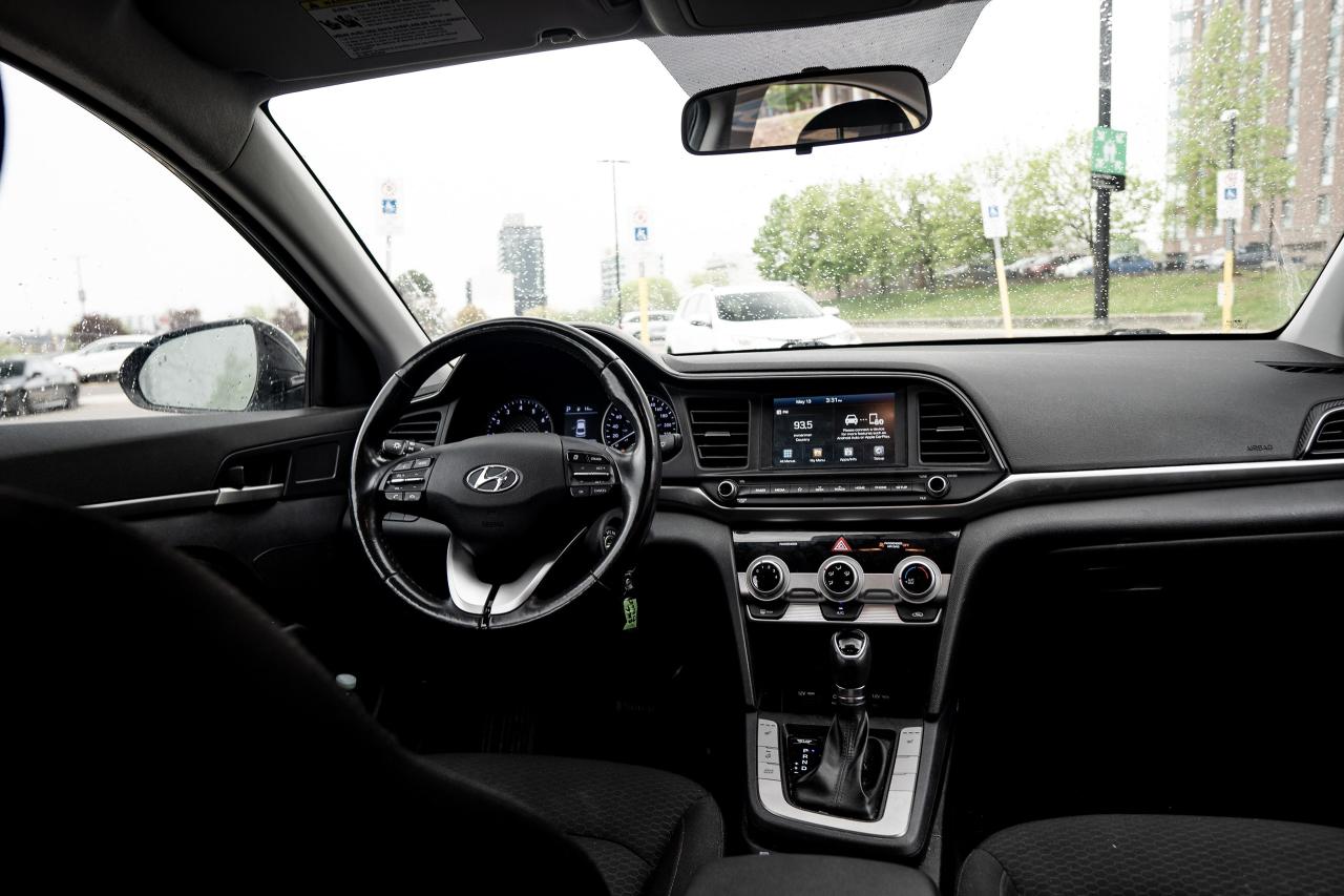 2020 Hyundai Elantra Preferred | NO ACCIDENT | CLEAN CARFAX | - Photo #10
