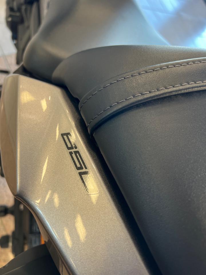 2021 Kawasaki Ninja M - Photo #6