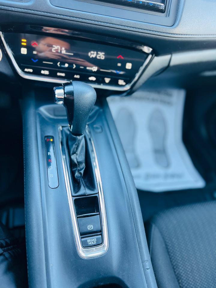 2017 Honda HR-V EX - Photo #11