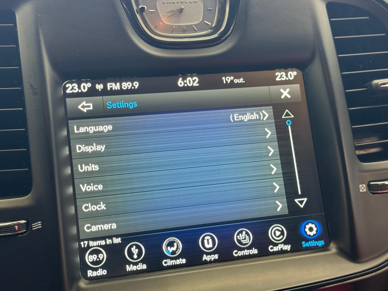 2019 Chrysler 300 300S+New Brakes+ApplePlay+Camera+Remote Start Photo94