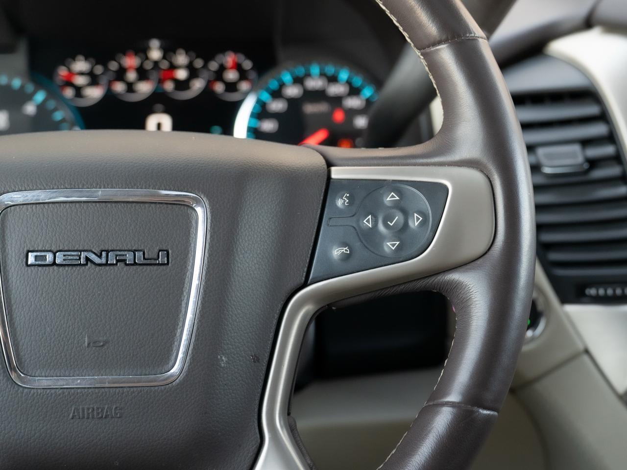 2017 GMC Yukon Denali - Photo #22