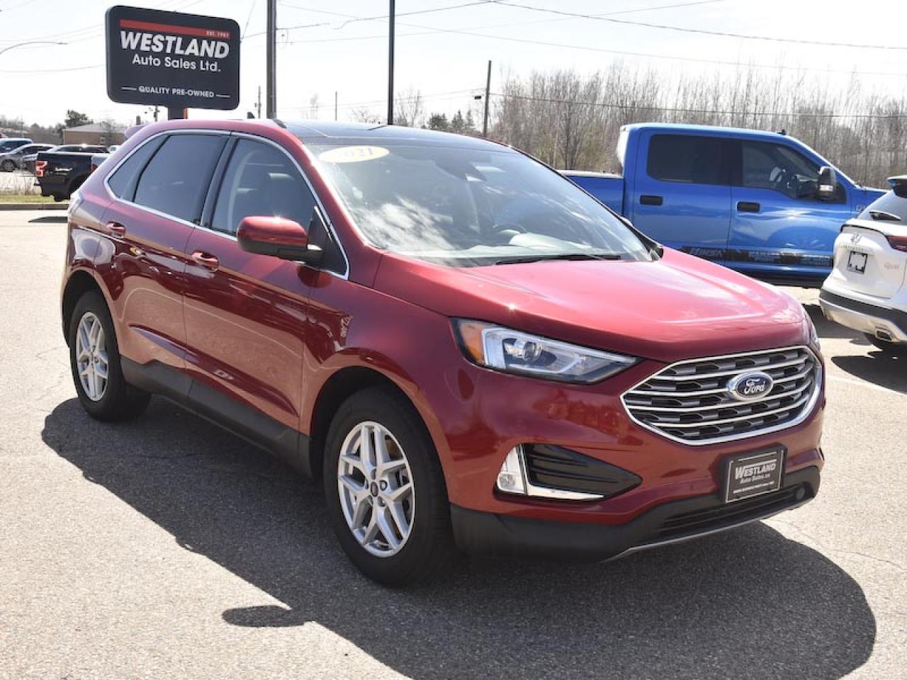 2021 Ford Edge SEL - Photo #2