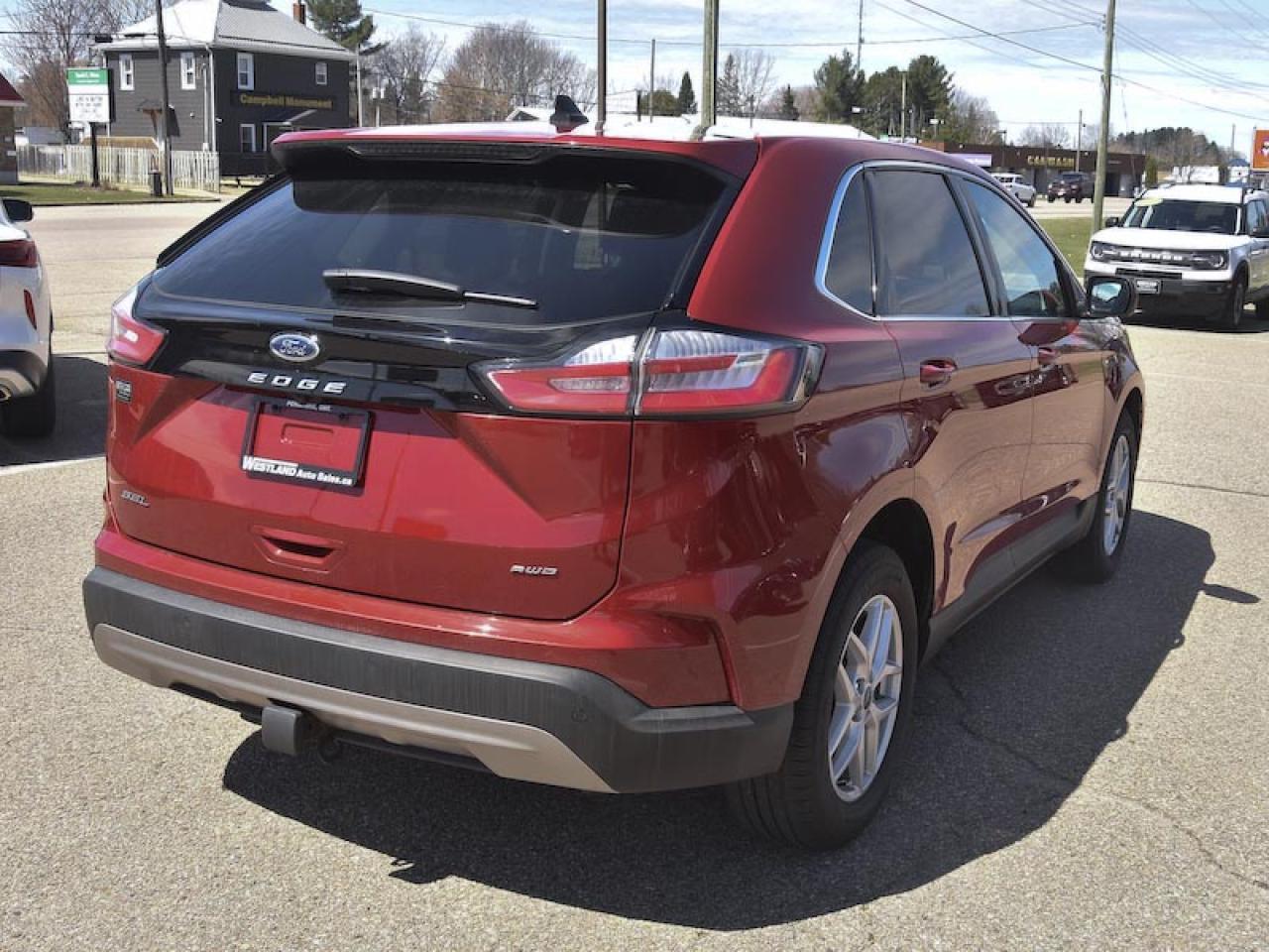 2021 Ford Edge SEL - Photo #3