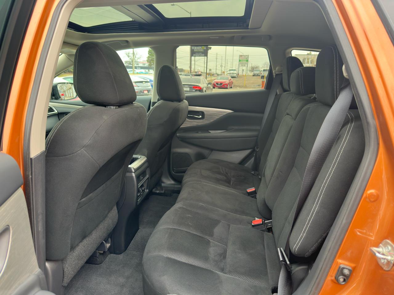 2015 Nissan Murano SV - Photo #12