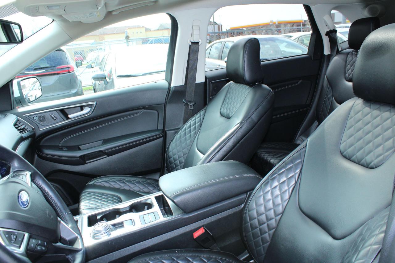 2023 Ford Edge Titanium - Photo #15