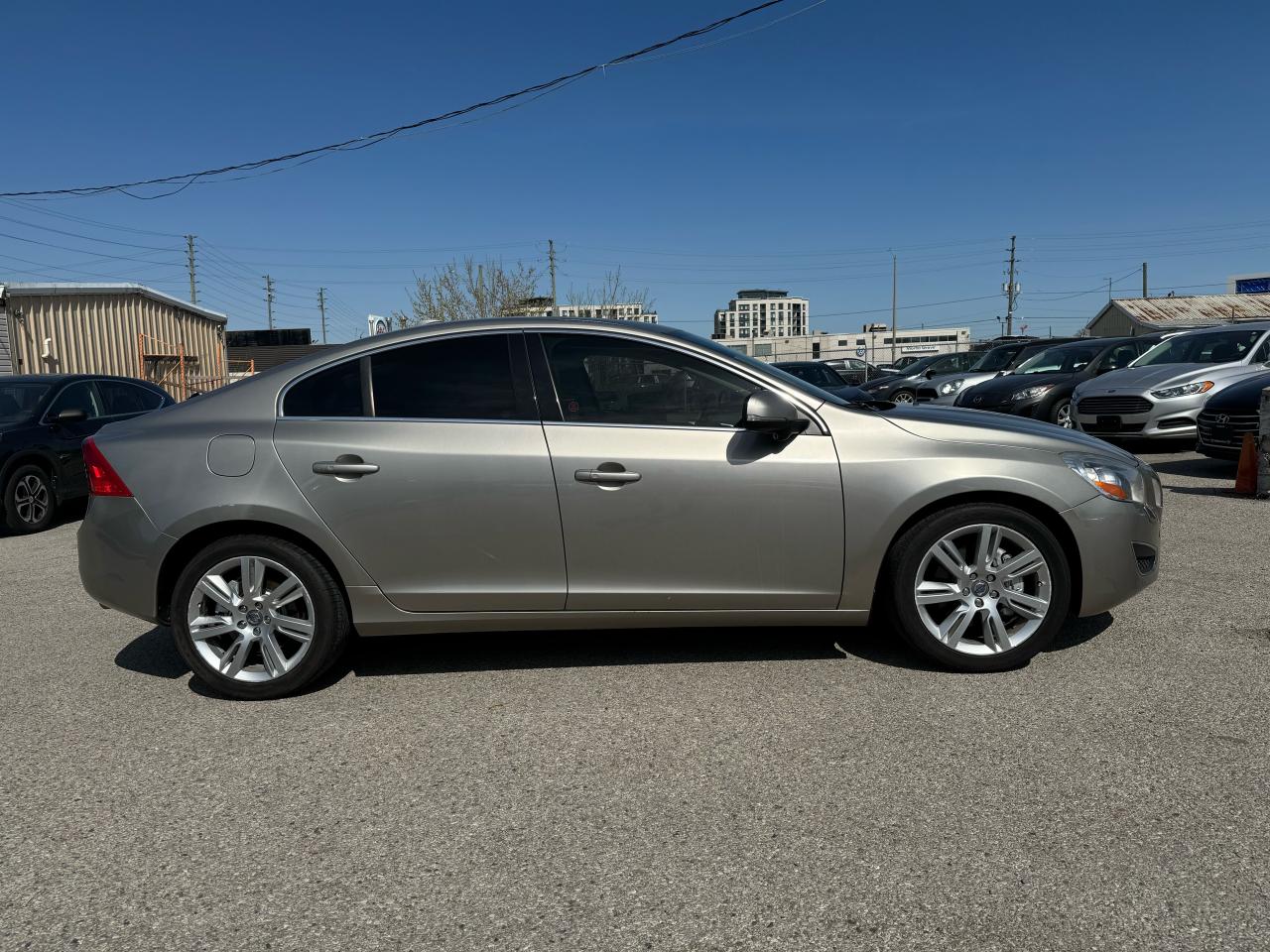 2012 Volvo S60 T6 R-Design Photo3