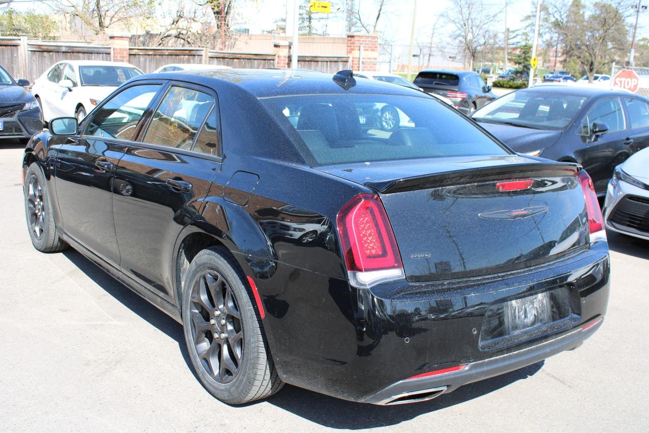 2023 Chrysler 300 300S - Photo #4