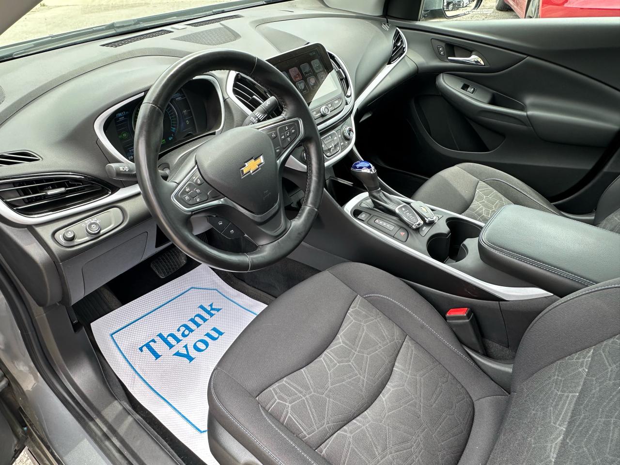 2018 Chevrolet Volt LT - Photo #9