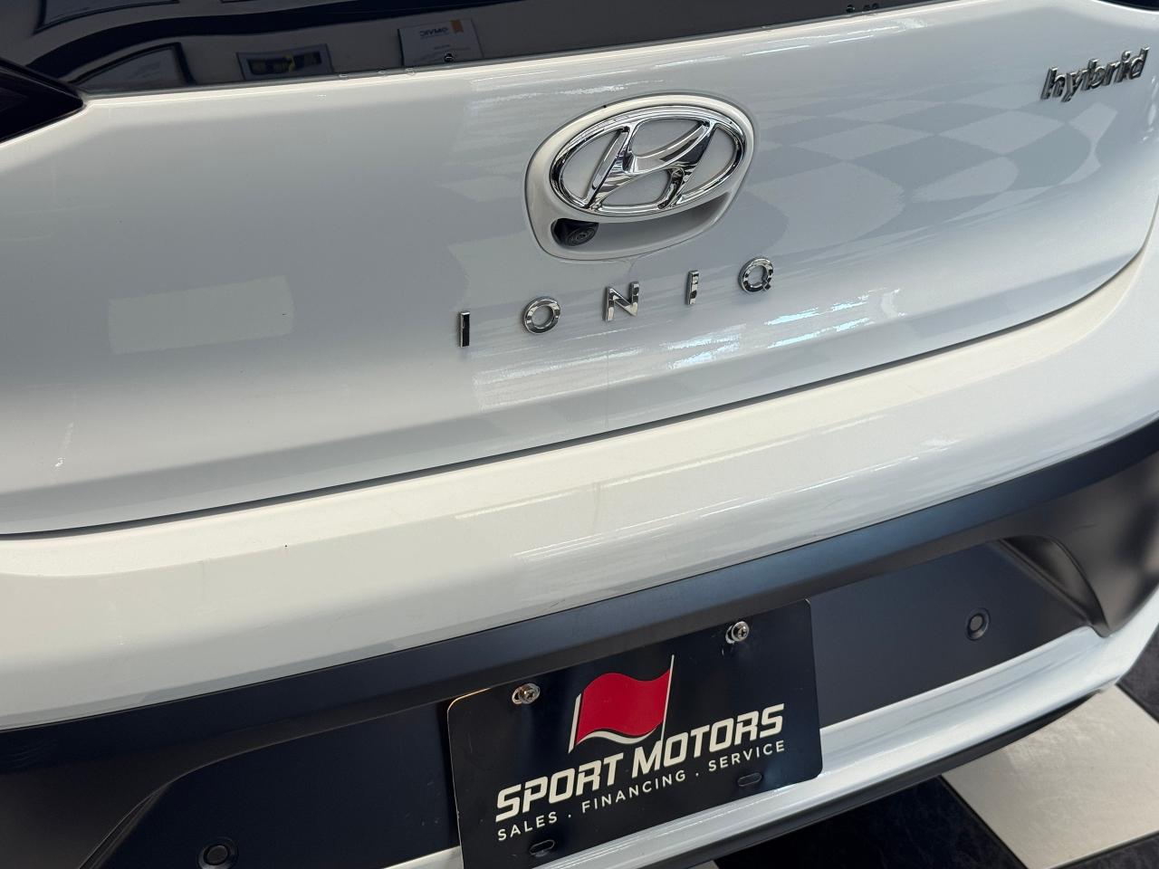2020 Hyundai IONIQ Preferred HYBIRD+New Tires+Brakes+Roof+CLEANCARFAX - Photo #61