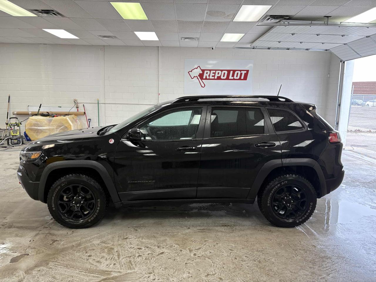 2022 Jeep Cherokee Trailhawk