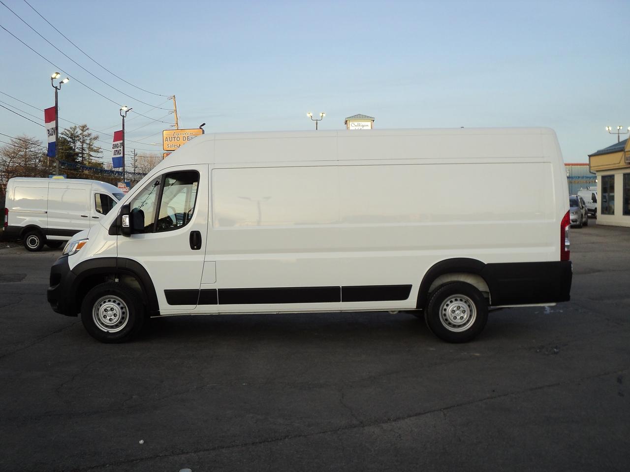 2024 RAM ProMaster Tradesman3500HighRoof Ext 159"WB 3.6LCargoVan Photo4