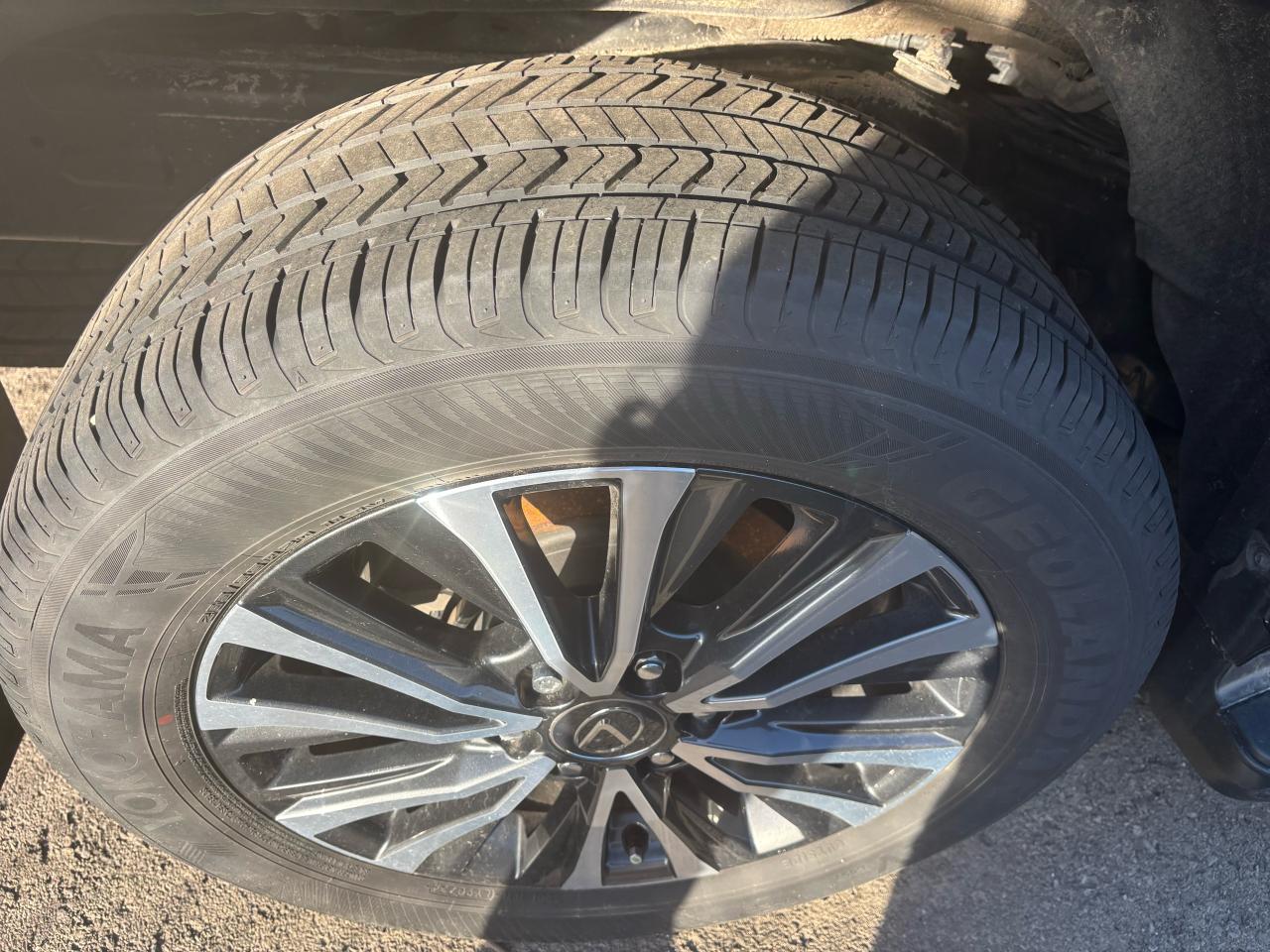 2024 Lexus LX LX 600, Loaded, P. Tailgate, Sunroof, Alloys, - Photo #20