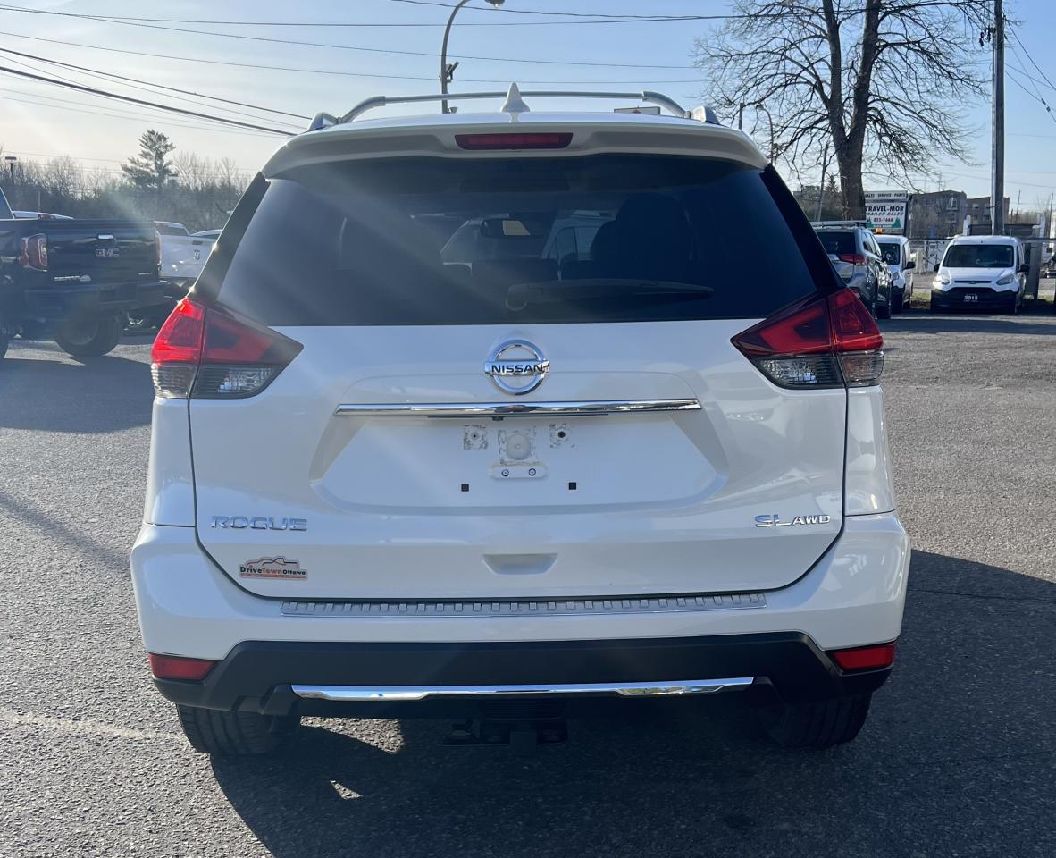 2018 Nissan Rogue SL - Photo #4