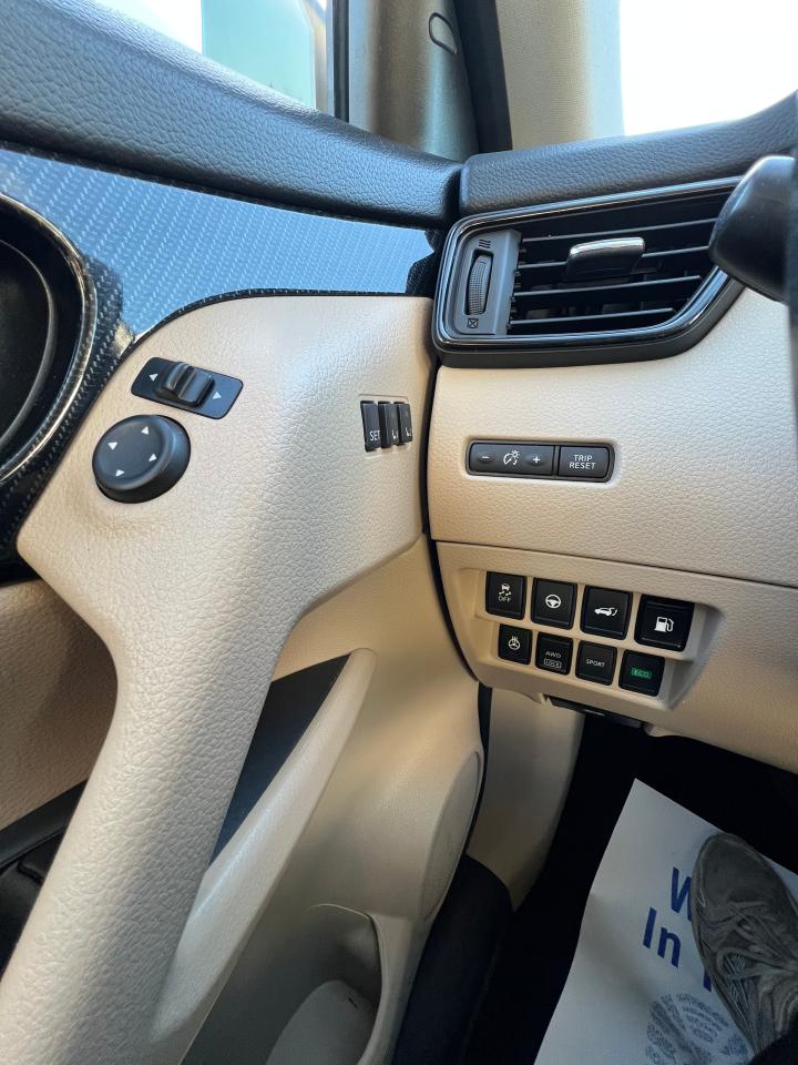 2018 Nissan Rogue SL - Photo #9