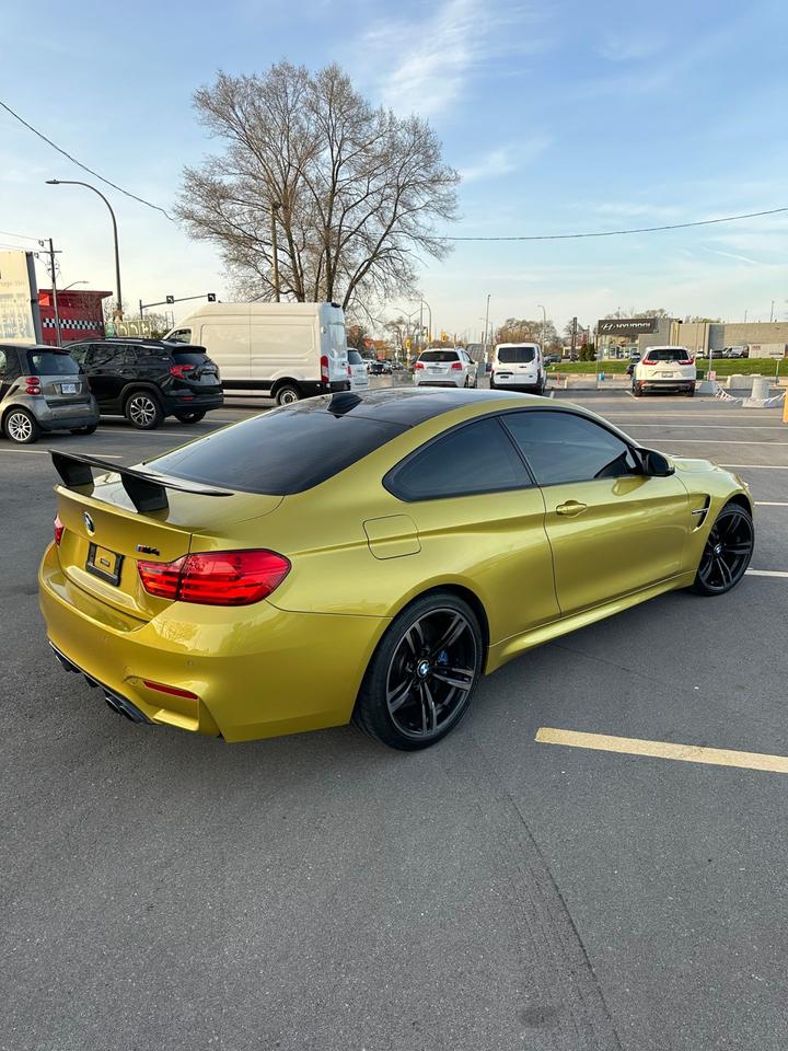 2015 BMW M4  - Photo #8